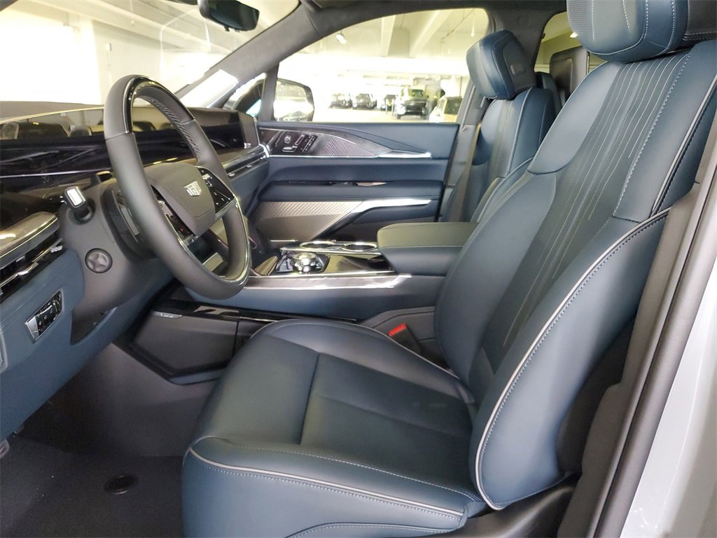 New 2026 Cadillac Escalade IQ Sport 2 w/ LPO, ONYX Package image 17
