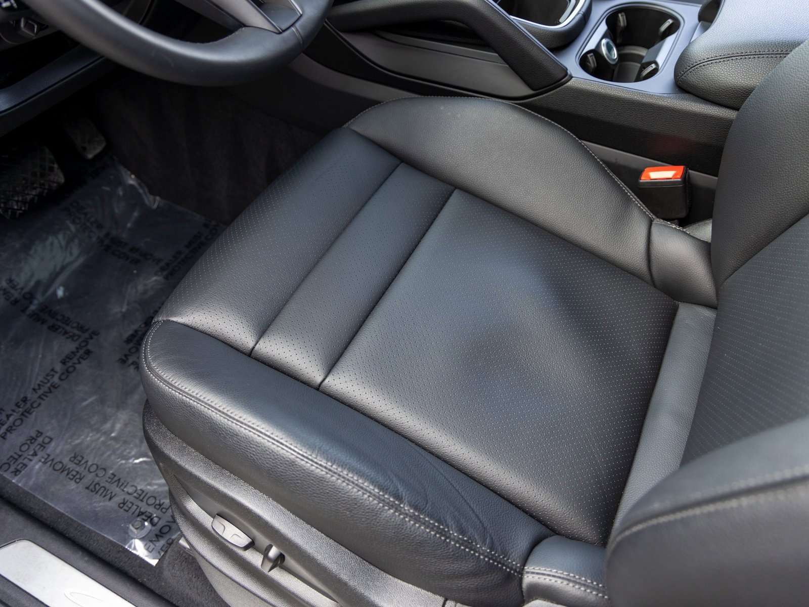 Certified 2025 Porsche Cayenne image 26