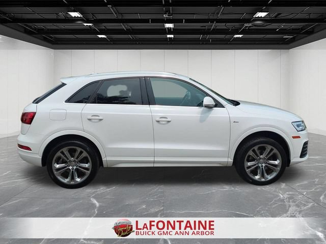 Used 2018 Audi Q3 2.0T Premium Plus w/ Premium Plus Package AWD/4WD image 14