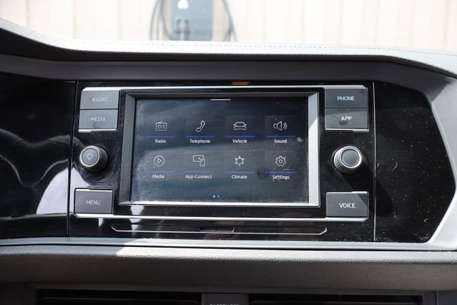 Used 2020 Volkswagen Jetta R-Line w/ R-Line Cold Weather Package image 19