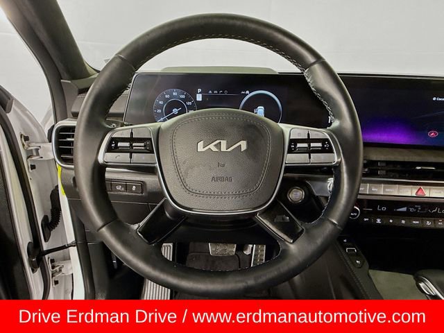 Used 2025 Kia Telluride SX Prestige image 11
