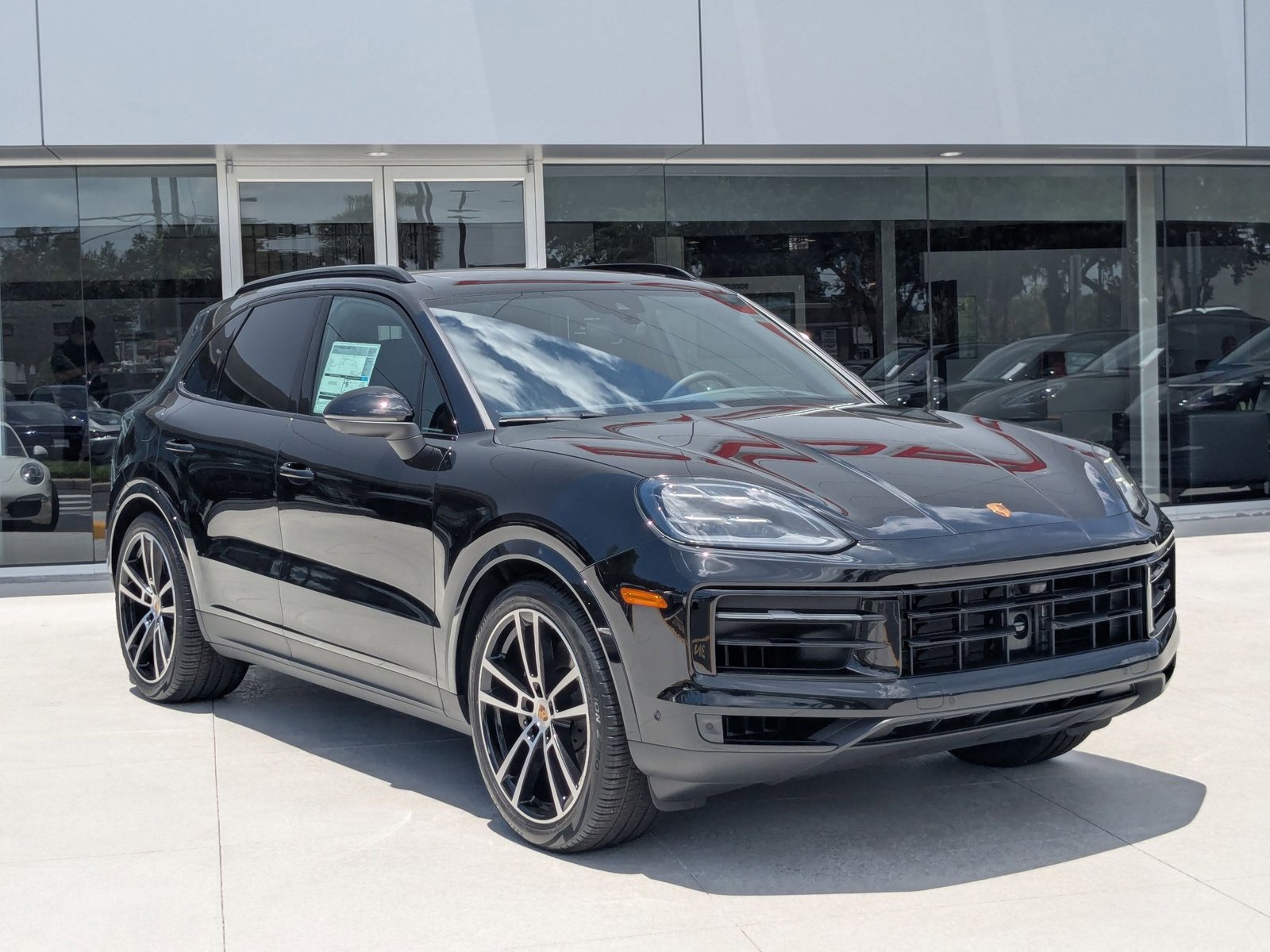 New 2025 Porsche Cayenne image 7