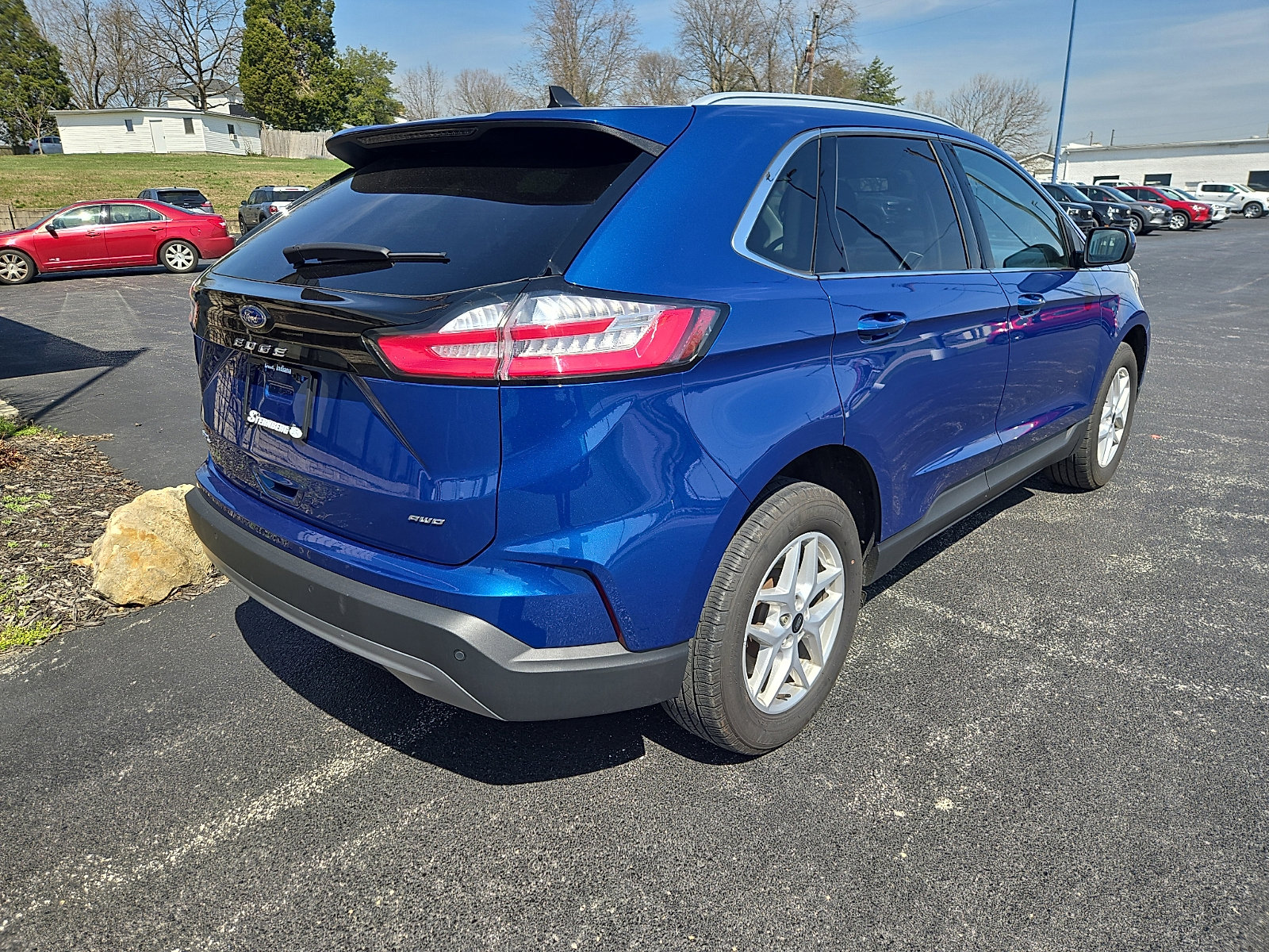 Certified 2024 Ford Edge SEL w/ Convenience Package image 3