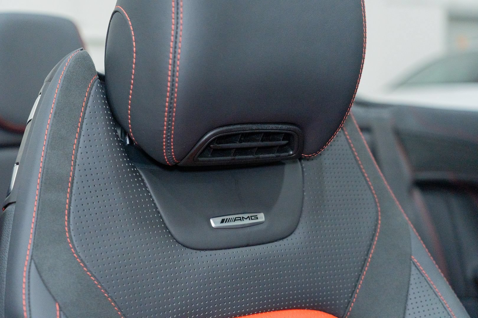 Used 2018 Mercedes-Benz C 63 AMG Cabriolet image 33