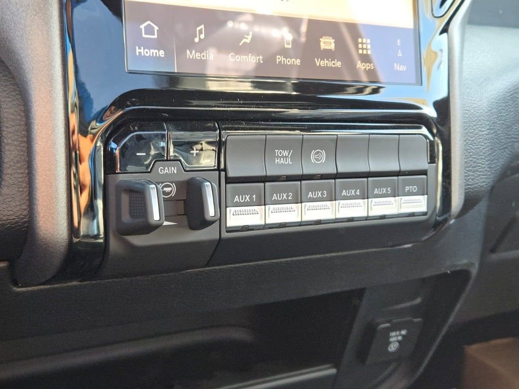 New 2026 RAM 4500 Tradesman image 25