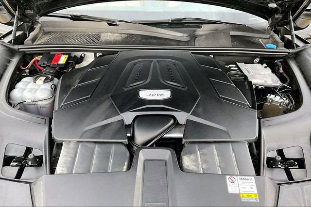 Used 2022 Porsche Cayenne AWD/4WD image 9