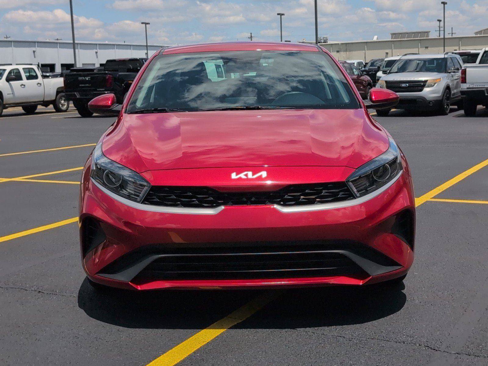 Used 2024 Kia Forte LXS FWD image 9