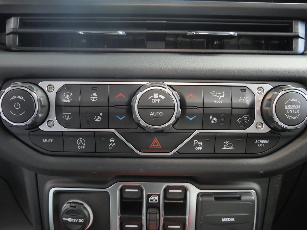 New 2026 Jeep Wrangler Unlimited Rubicon image 16