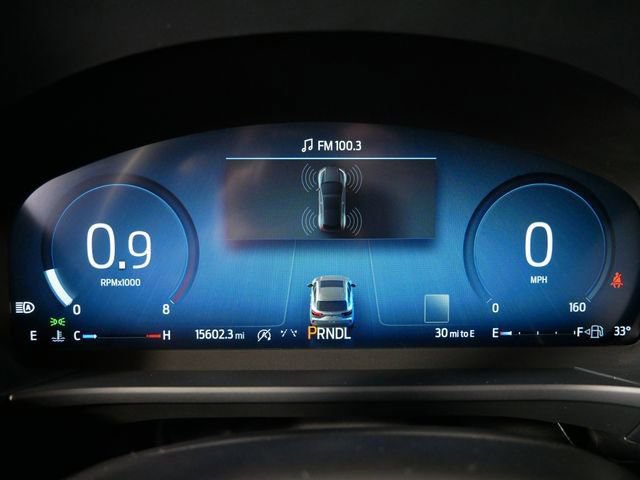 Certified 2025 Ford Escape Platinum AWD/4WD image 28
