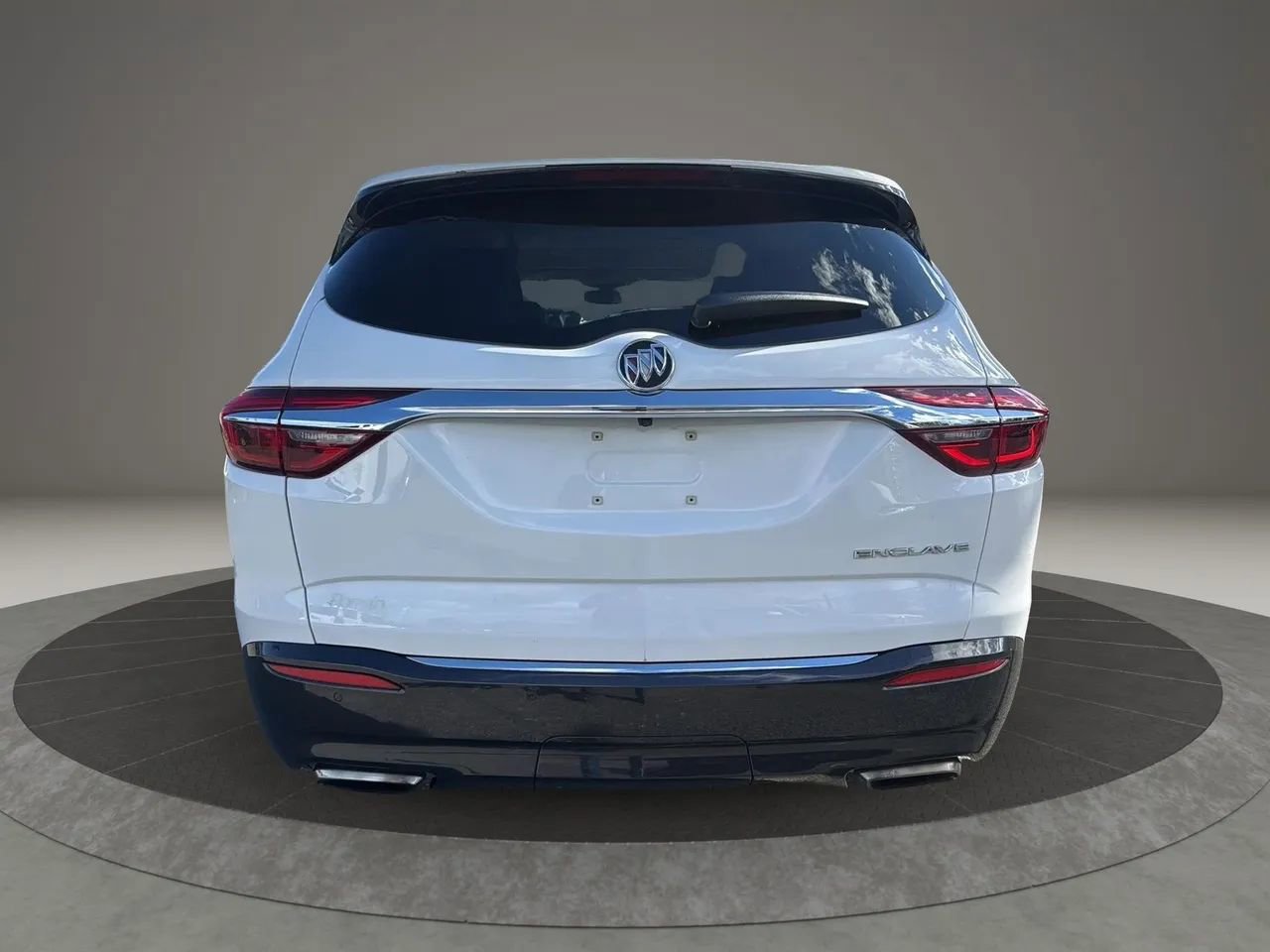 Used 2019 Buick Enclave Essence image 6