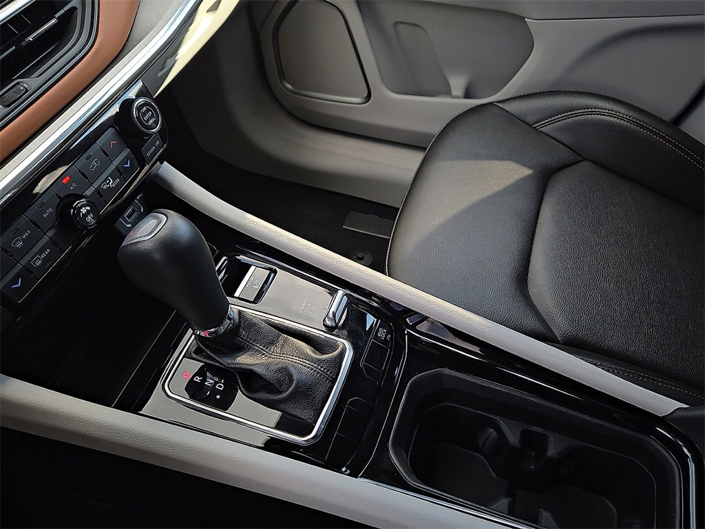 Used 2024 Jeep Compass Limited image 20