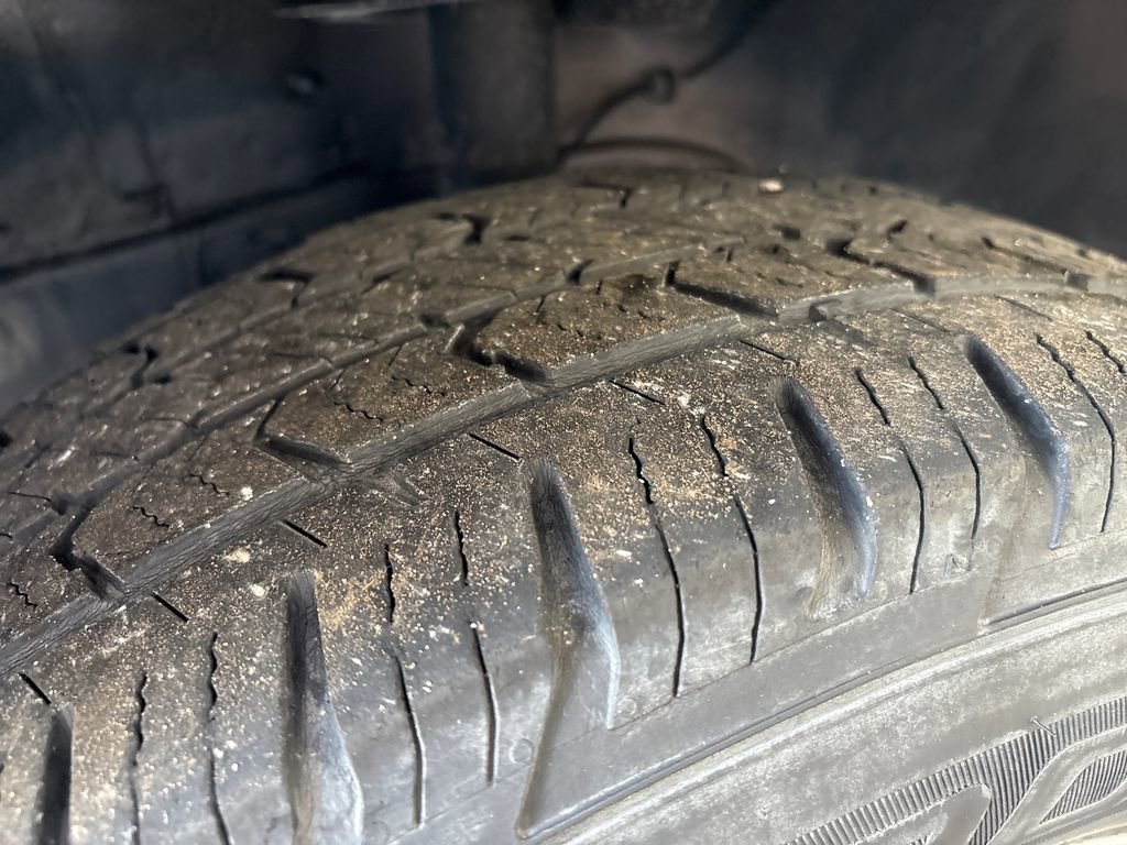 Used 2012 Ford Escape XLT FWD image 29