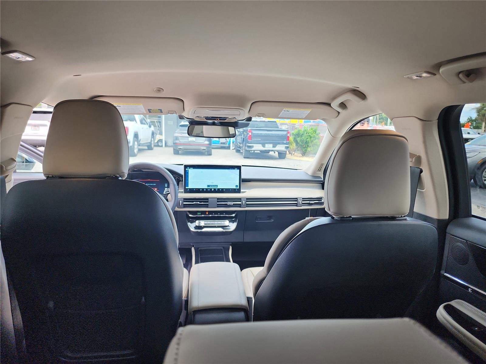 New 2026 Lincoln Corsair Premiere image 23