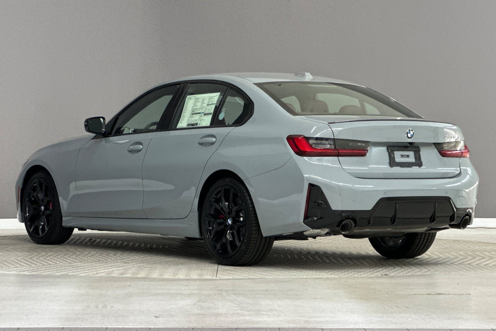 New 2026 BMW 330i Sedan w/ M Sport Package RWD image 3