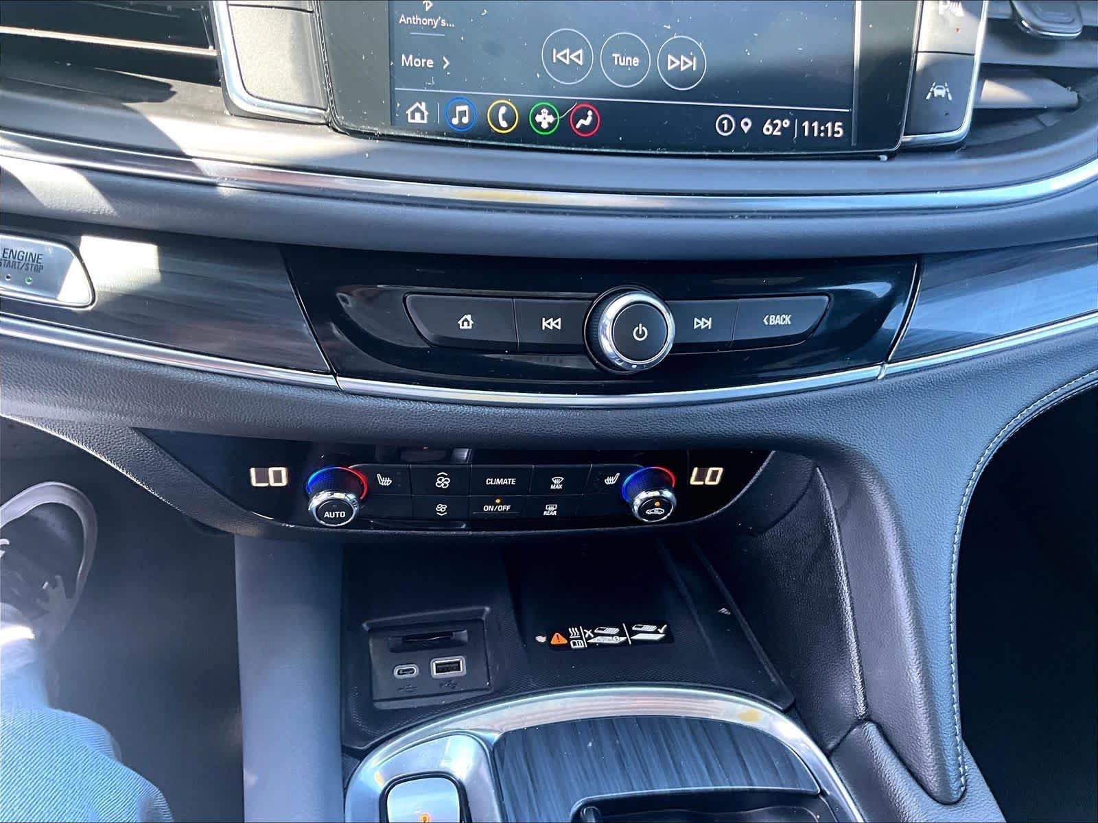 Used 2023 Buick Enclave Essence AWD/4WD image 28