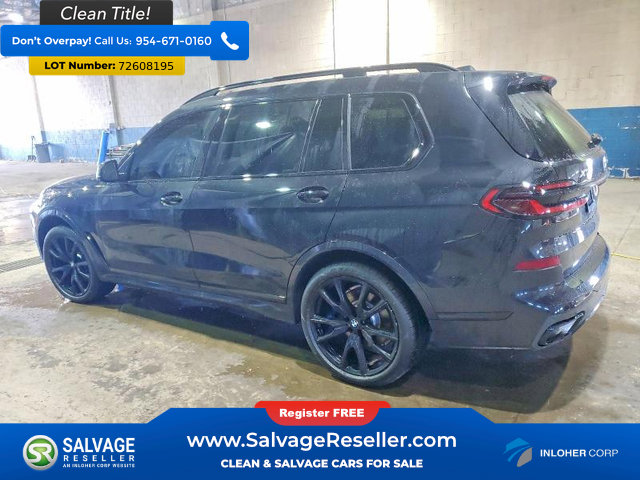 Used 2026 BMW X7 xDrive40i w/ M Sport Package image 3