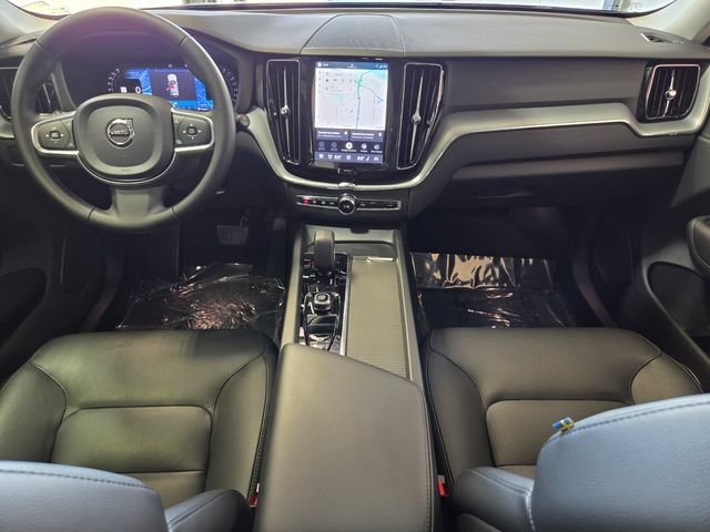 Certified 2024 Volvo XC60 B5 Core w/ Climate Package AWD/4WD image 16