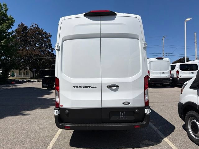 New 2026 Ford Transit 350 148 High Roof Extended w/ Load Area Protection Package RWD image 4