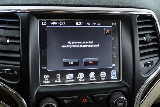 Used 2015 Jeep Grand Cherokee Limited AWD/4WD image 28