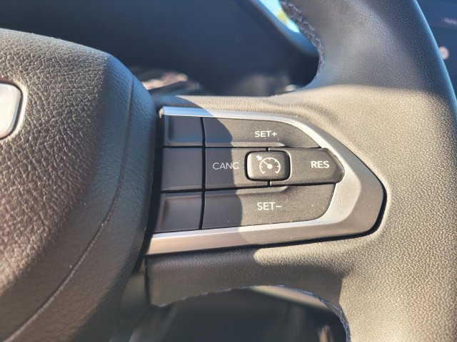 Used 2022 Jeep Compass Latitude AWD/4WD image 27