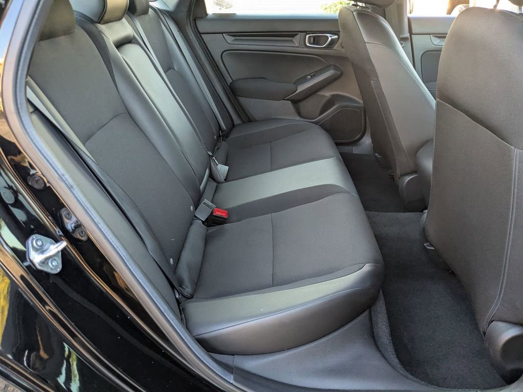 Used 2025 Honda Civic Sport image 28