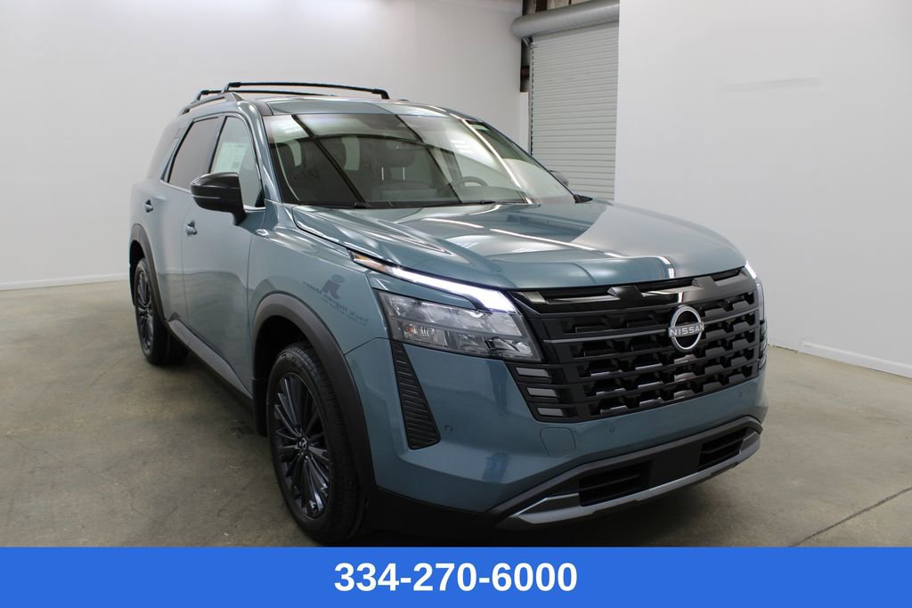 New 2026 Nissan Pathfinder SL image 5