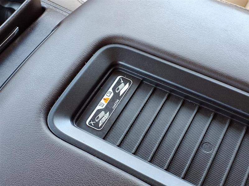 Used 2018 Chevrolet Tahoe Premier image 11