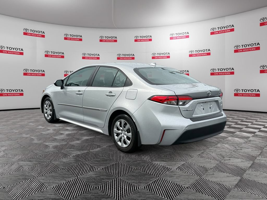 Certified 2025 Toyota Corolla LE FWD image 7