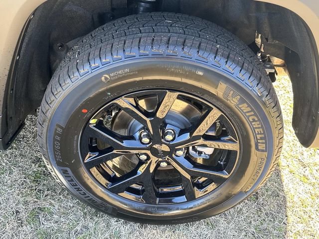 New 2026 Jeep Grand Cherokee Altitude AWD/4WD image 21