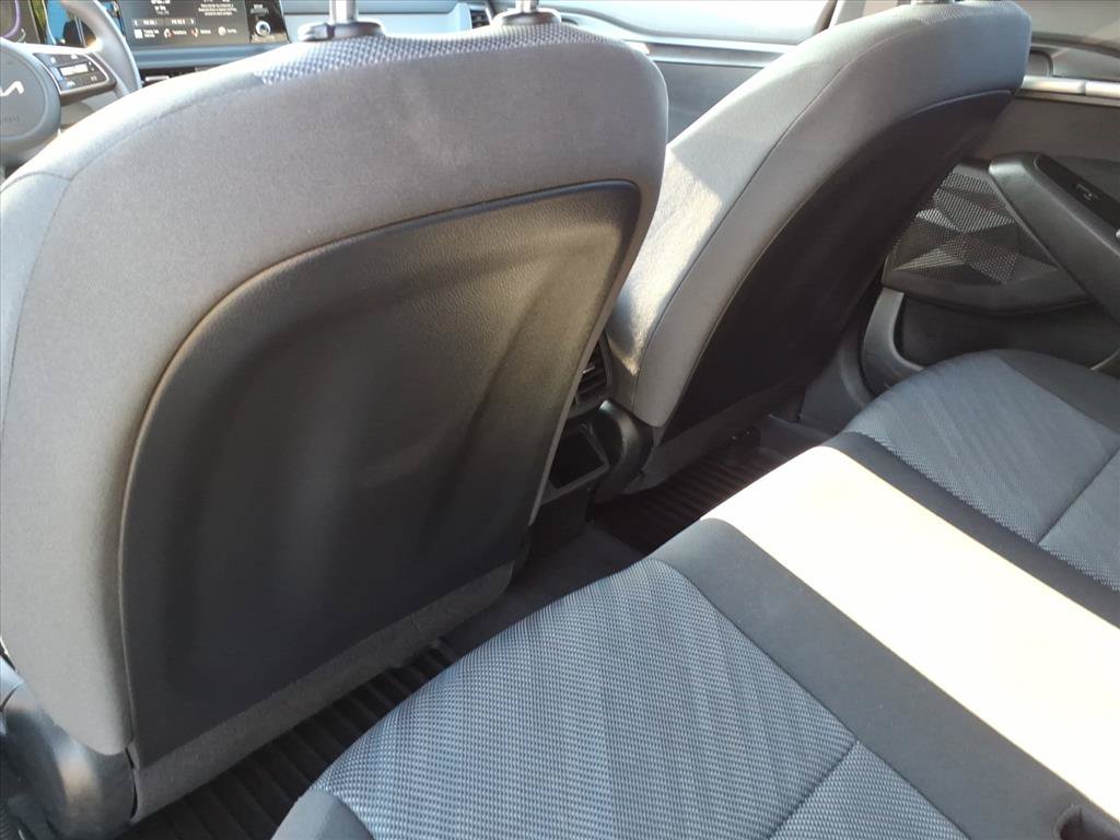 Used 2026 Kia Seltos LX FWD image 15