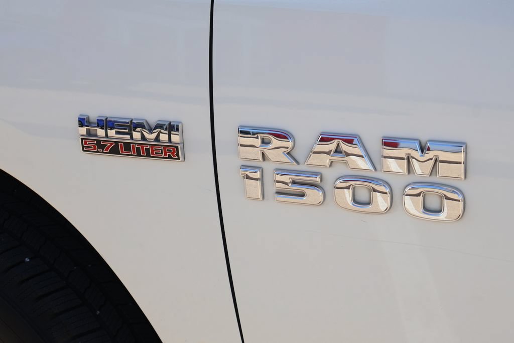Used 2016 RAM 1500 Lone Star RWD image 3