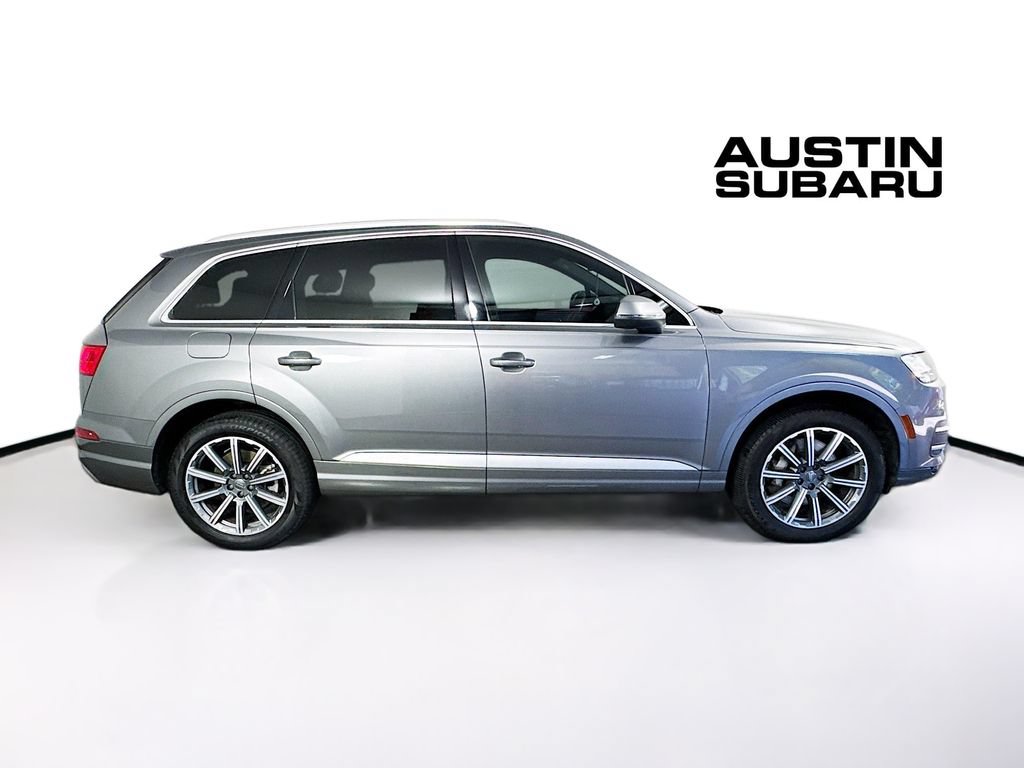 Used 2017 Audi Q7 3.0T Premium Plus w/ Premium Plus Package AWD/4WD image 8