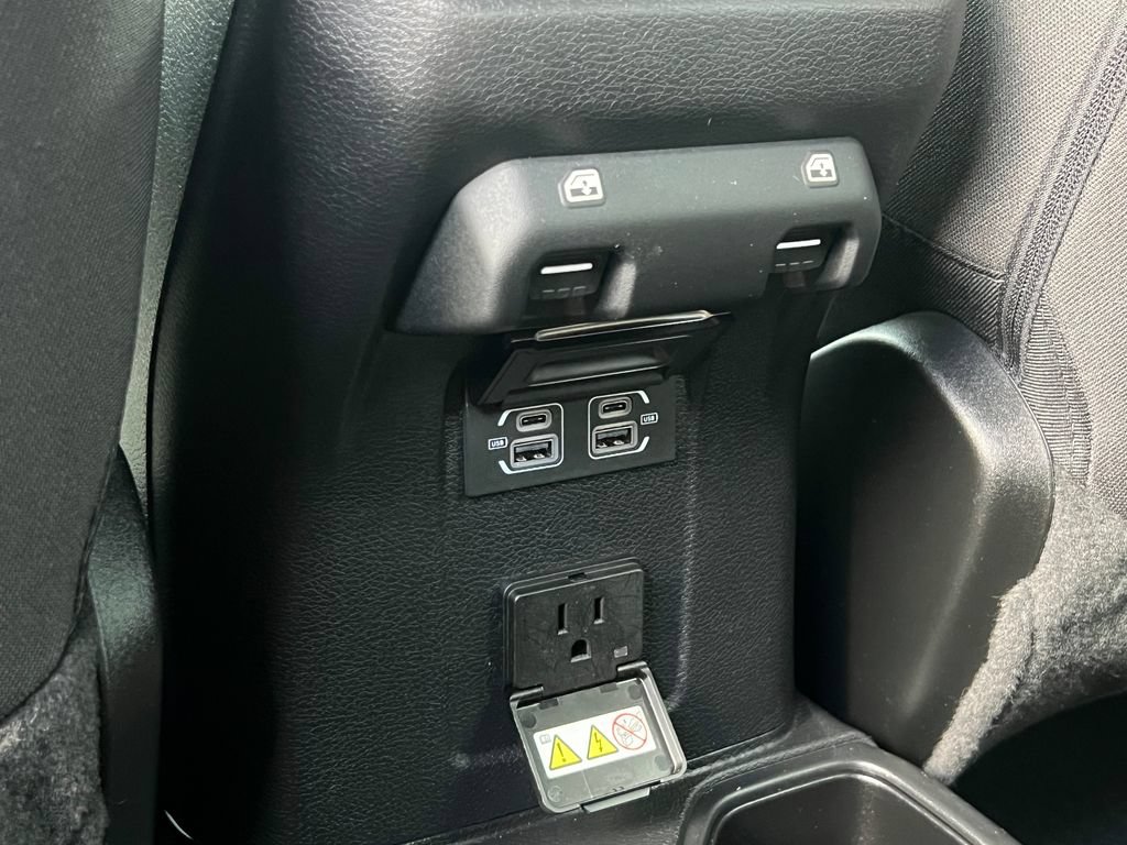 Used 2022 Jeep Wrangler Unlimited Sport w/ Sun And Sound Package AWD/4WD image 15