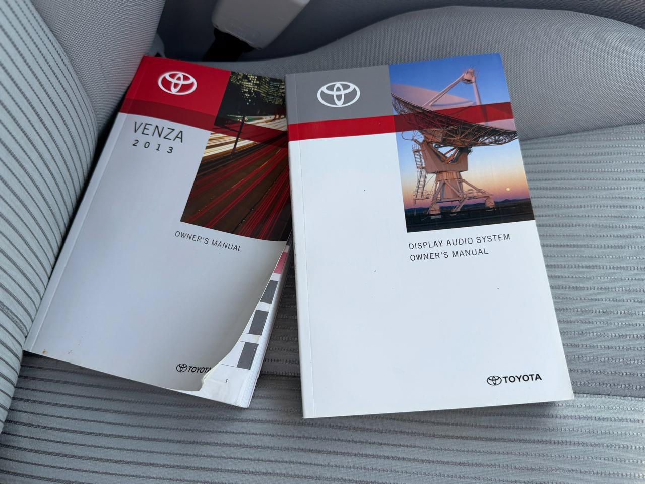 Used 2013 Toyota Venza LE AWD/4WD image 26