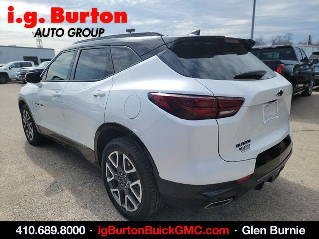 Used 2023 Chevrolet Blazer RS w/ Driver Confidence II Package image 4