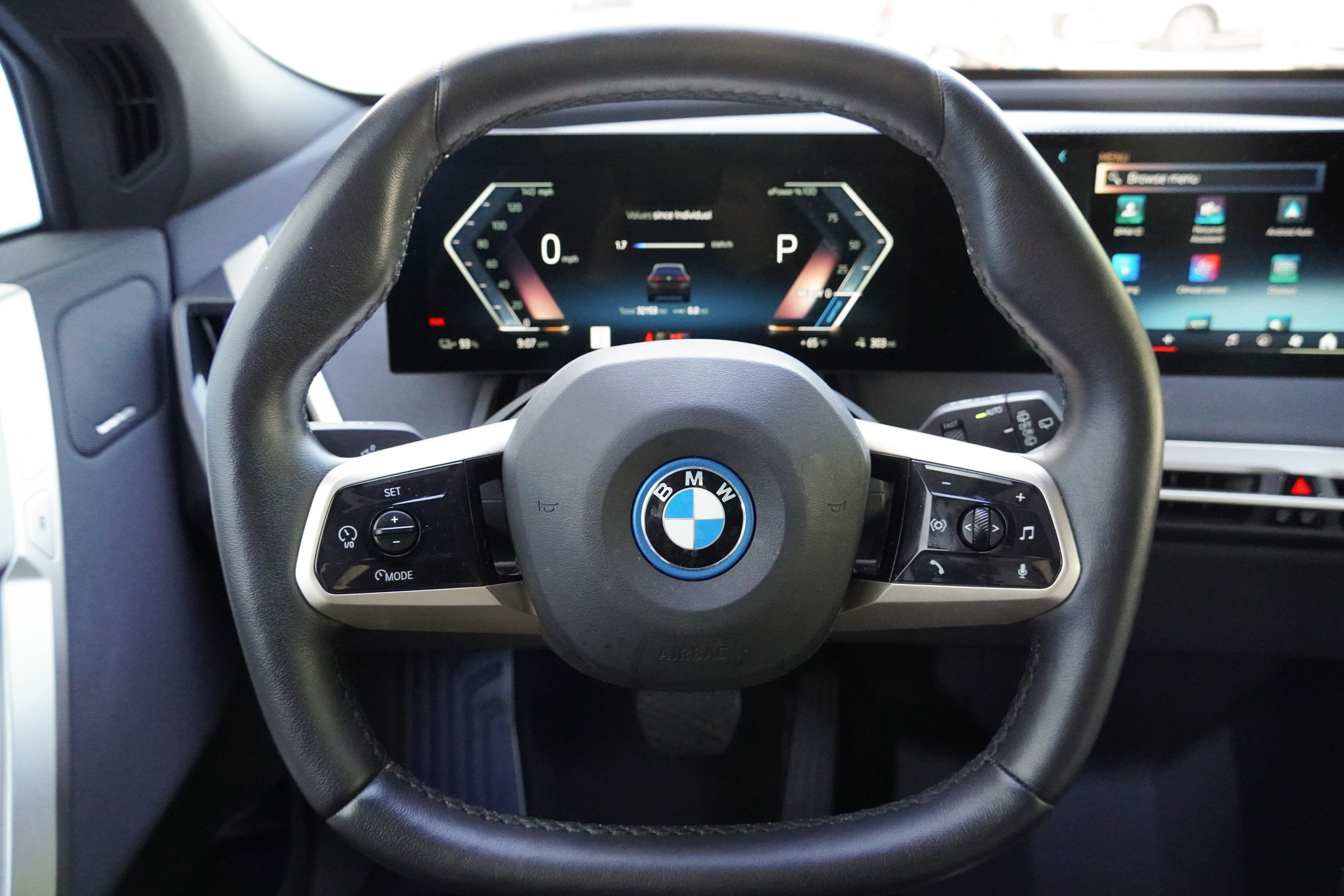 Certified 2024 BMW iX xDrive50 w/ Sport Package AWD/4WD image 15