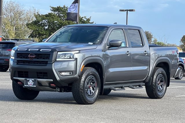 New 2026 Nissan Frontier PRO-4X w/ Tow Package AWD/4WD image 8