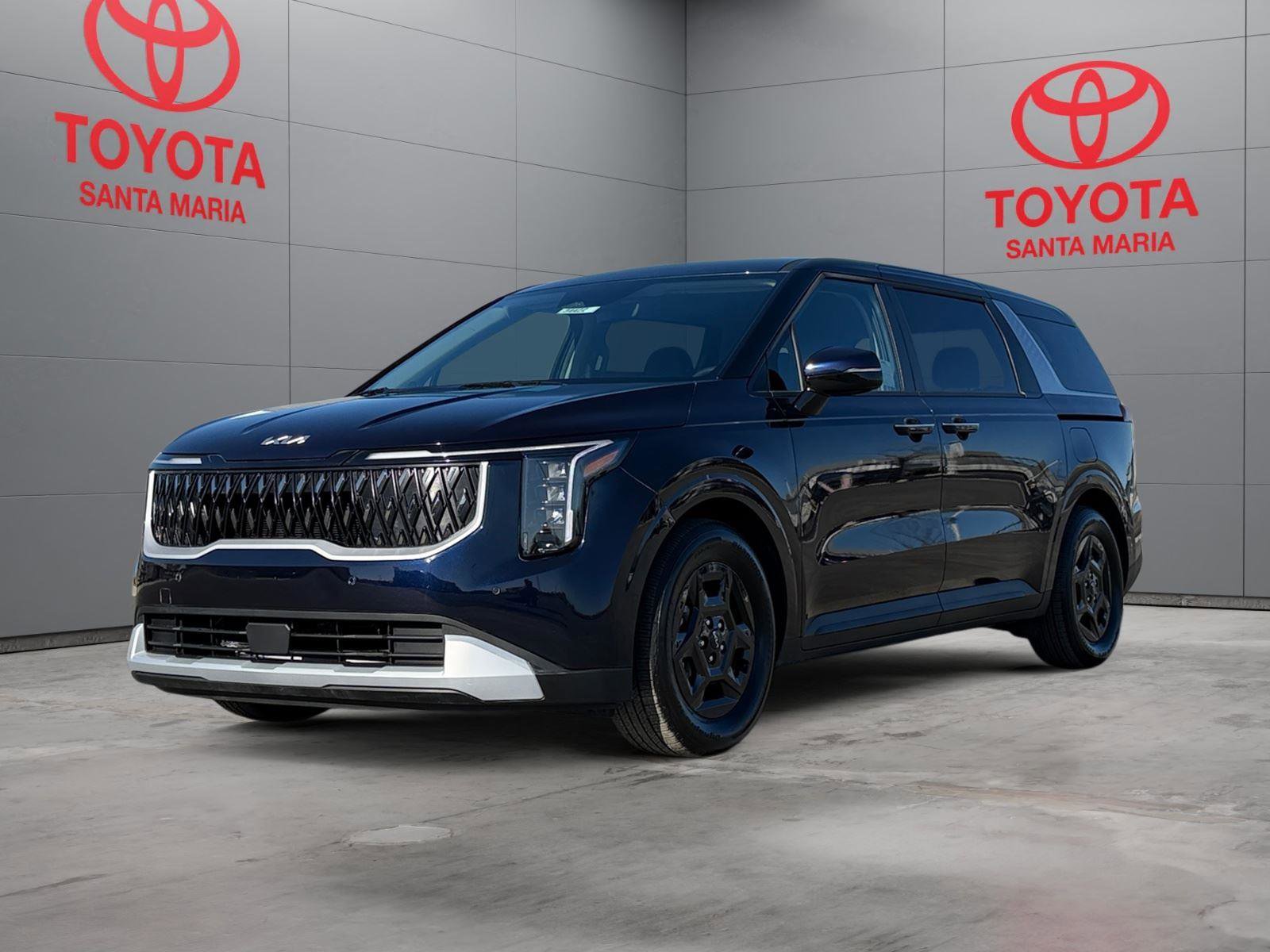 Used 2025 Kia Carnival image 9