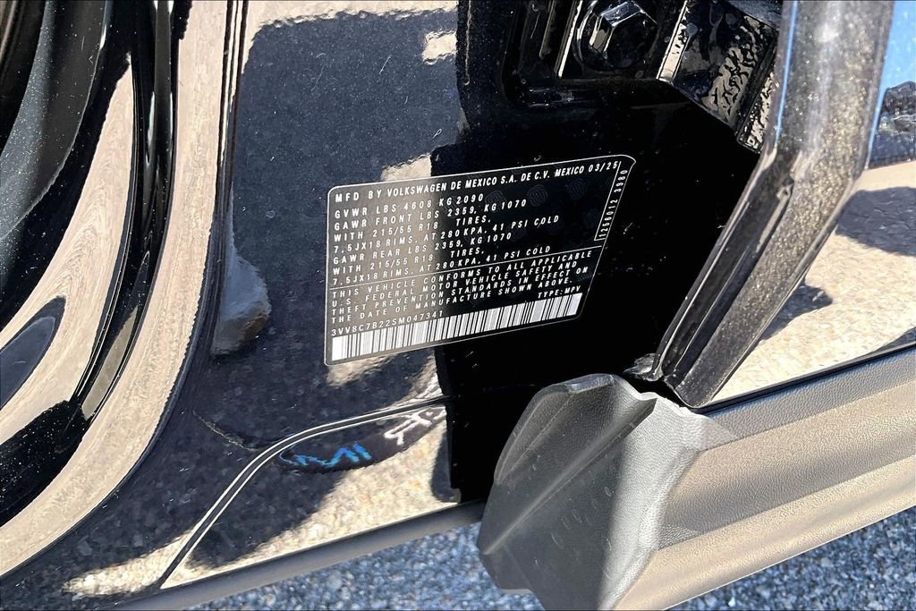 Used 2025 Volkswagen Taos S image 30