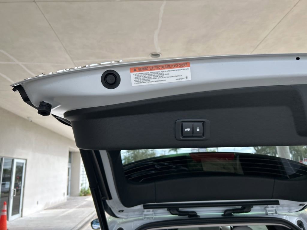 New 2026 Mitsubishi Outlander SE image 32