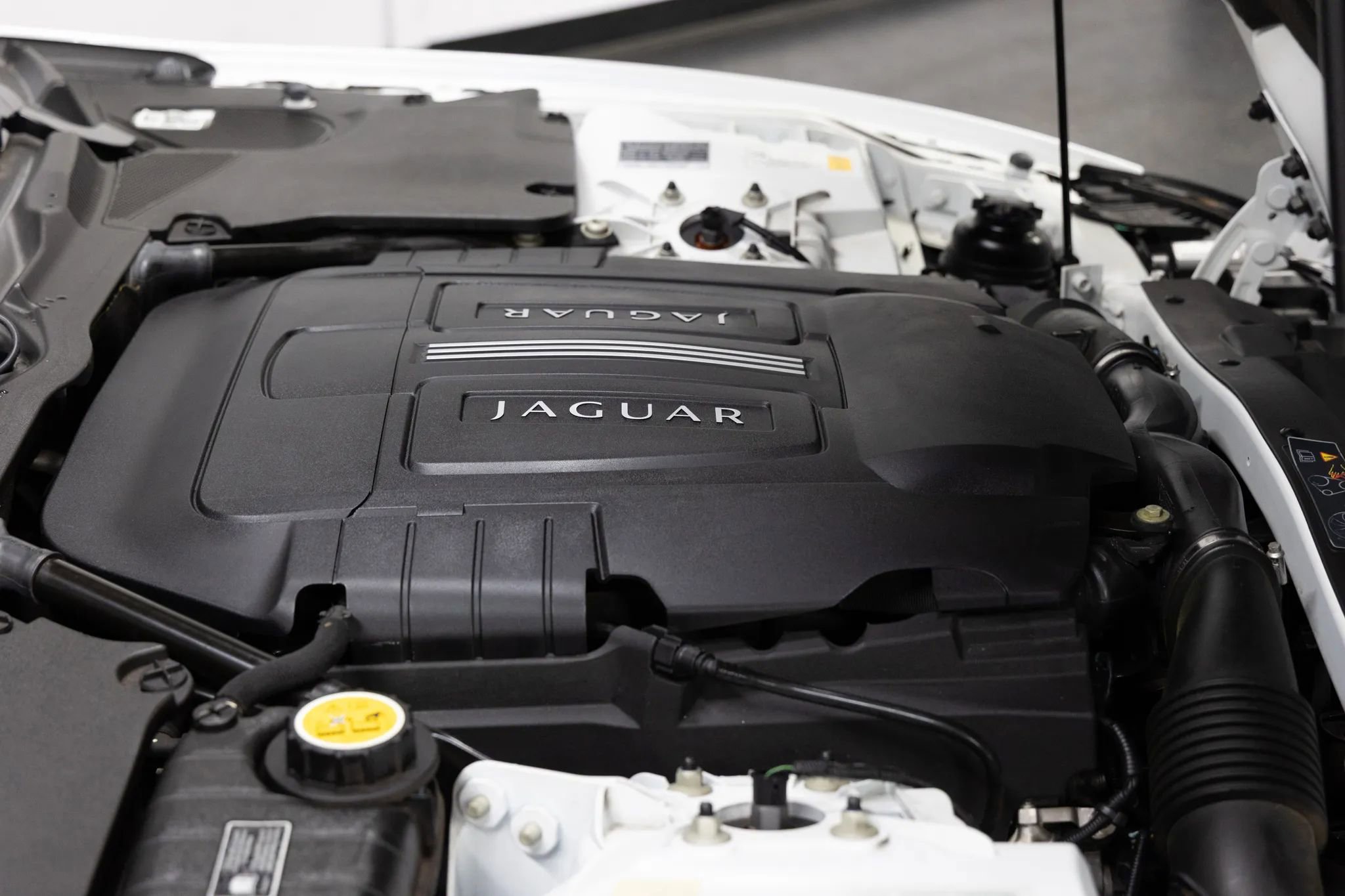 Used 2012 Jaguar XK Coupe image 6