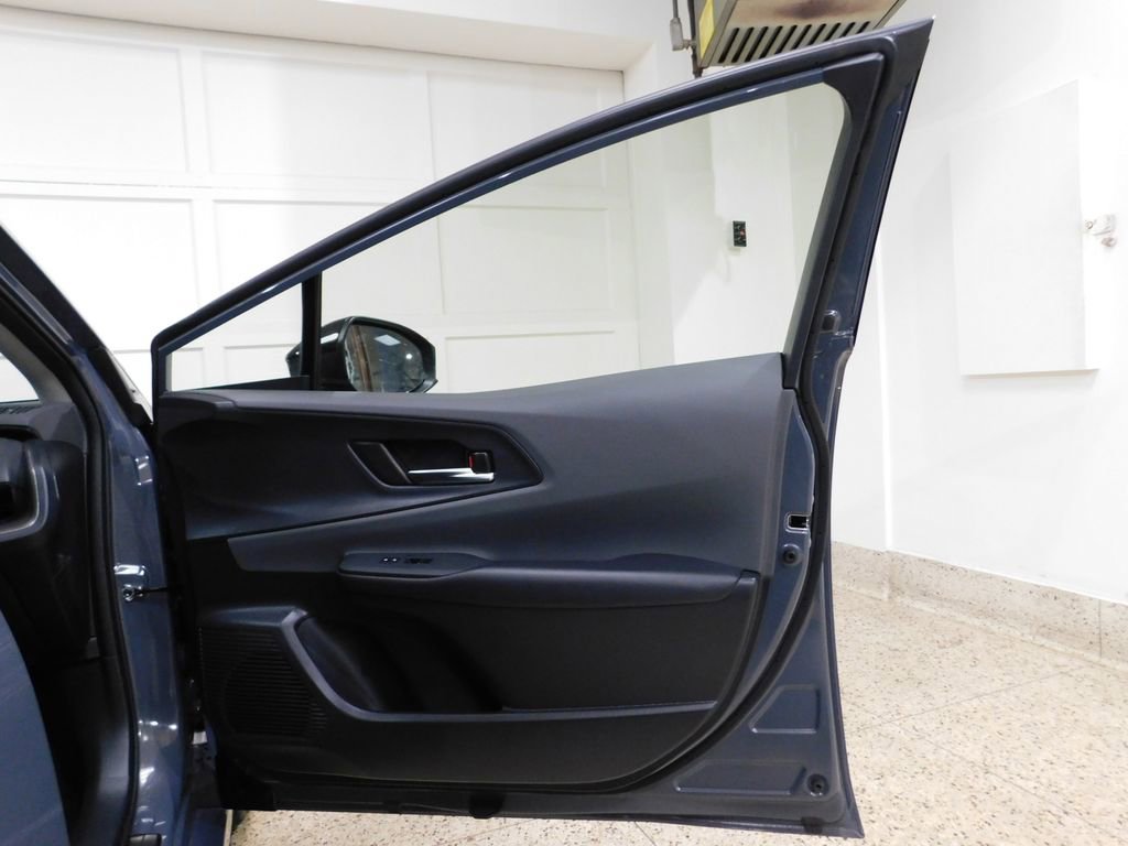 Used 2024 Toyota Prius XLE image 90