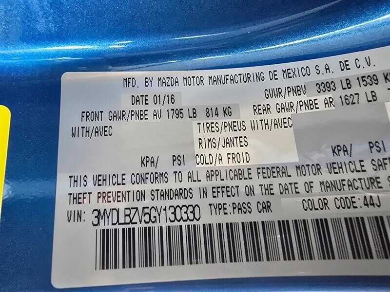 Used 2016 Scion iA FWD image 25