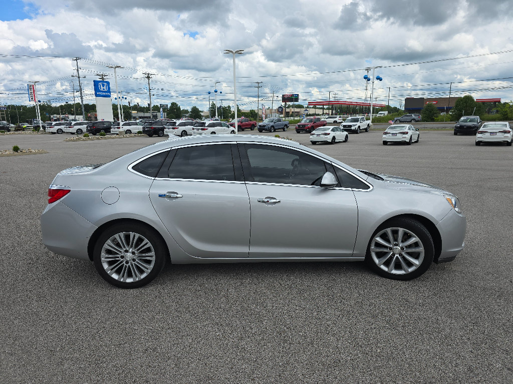 Used 2013 Buick Verano FWD image 7