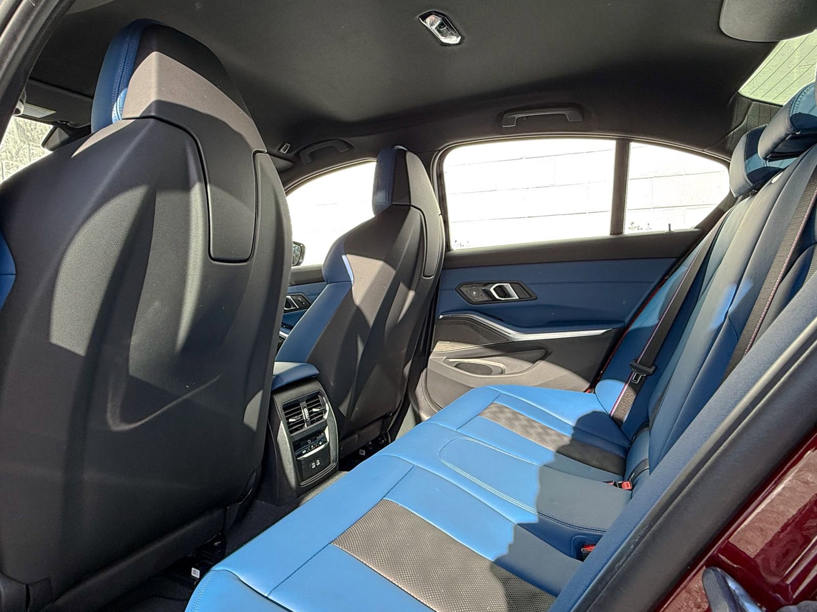 Used 2025 BMW M3 Competition image 33