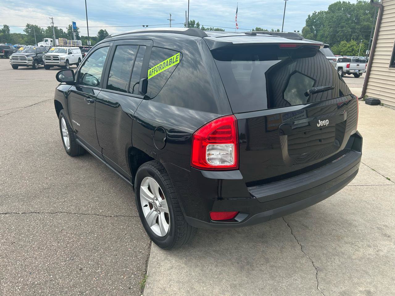 Used 2013 Jeep Compass Latitude w/ Premium Sound Group FWD image 7