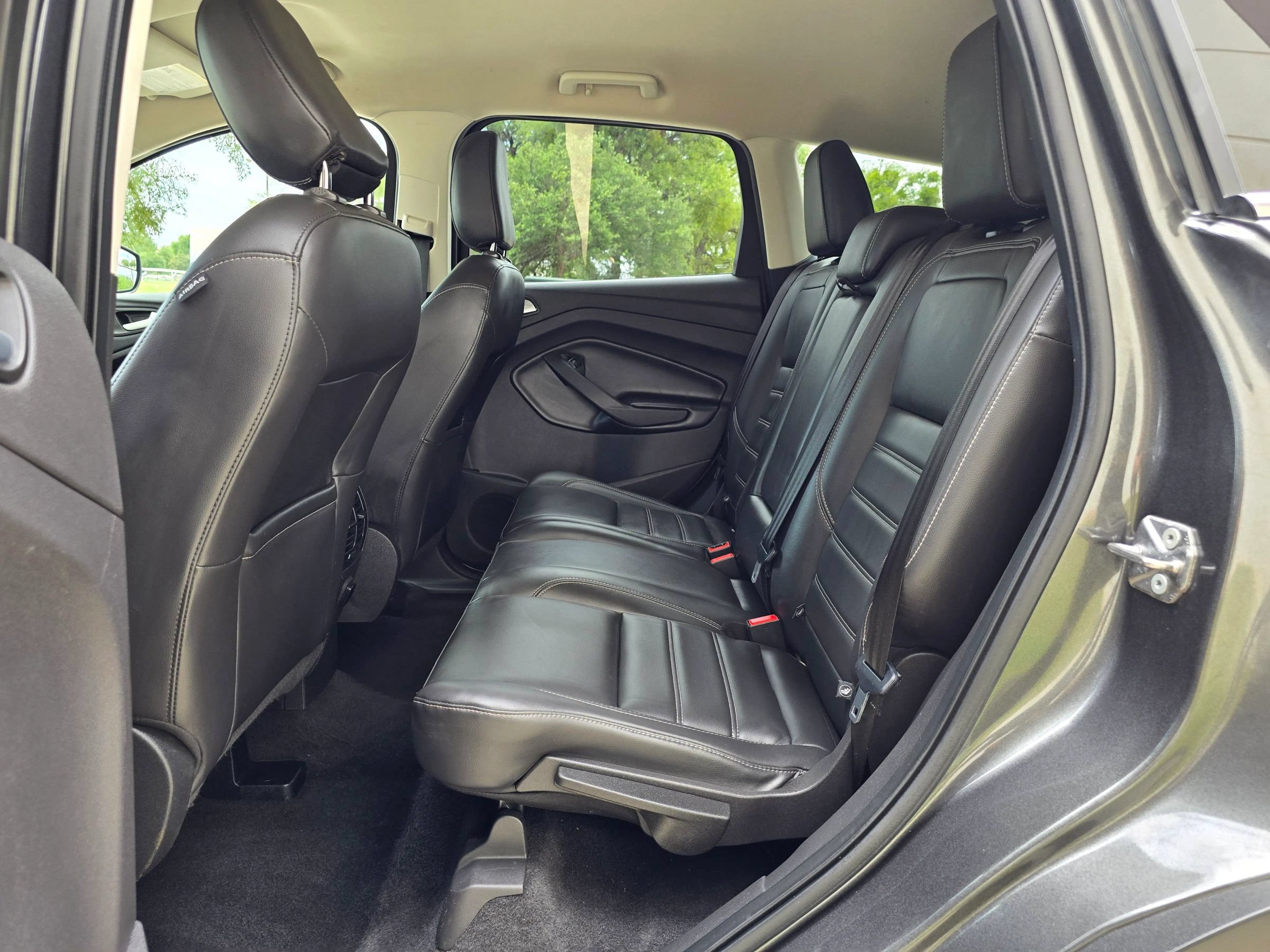 Used 2019 Ford Escape SEL FWD image 38