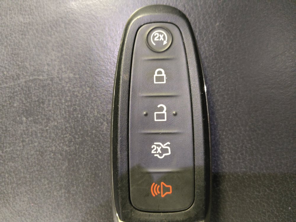 Used 2019 Ford Escape Titanium w/ U9j03 - Titanium Tow Package AWD/4WD image 32