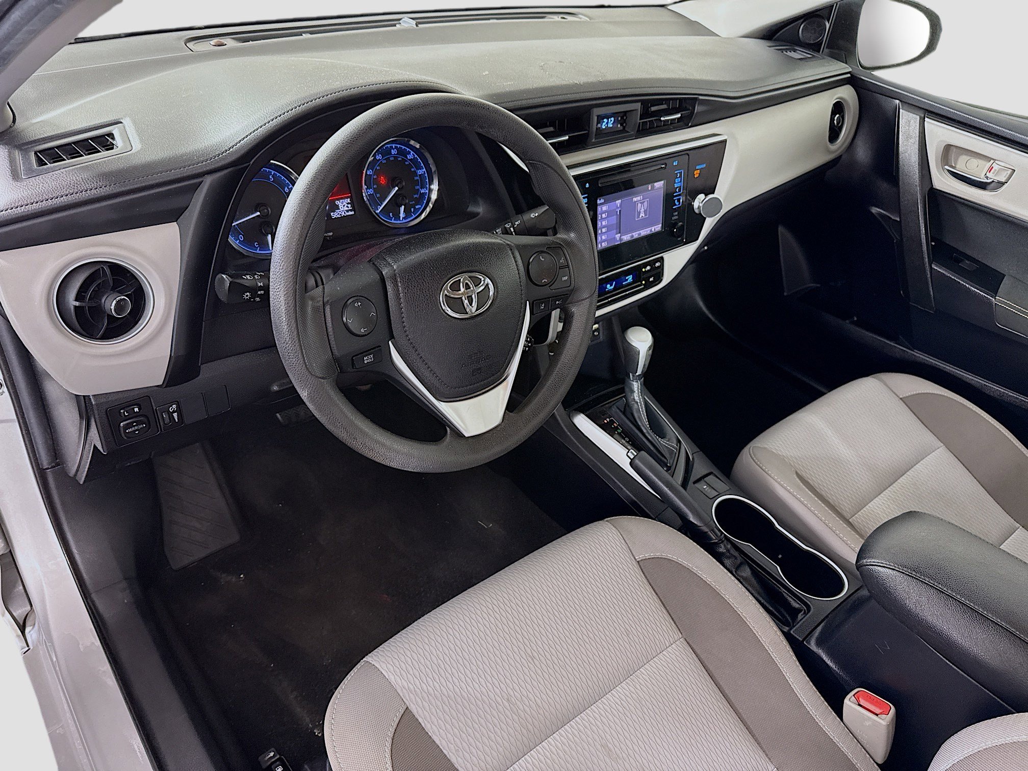 Used 2019 Toyota Corolla LE FWD image 22