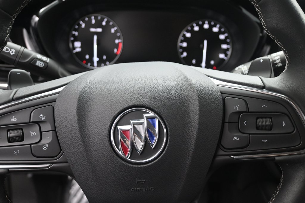 Used 2023 Buick Envision Preferred AWD/4WD image 11